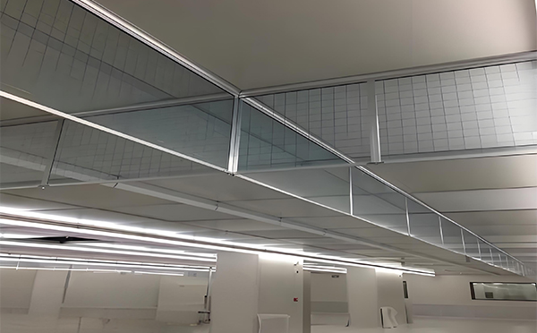 延安玻璃挡烟垂壁