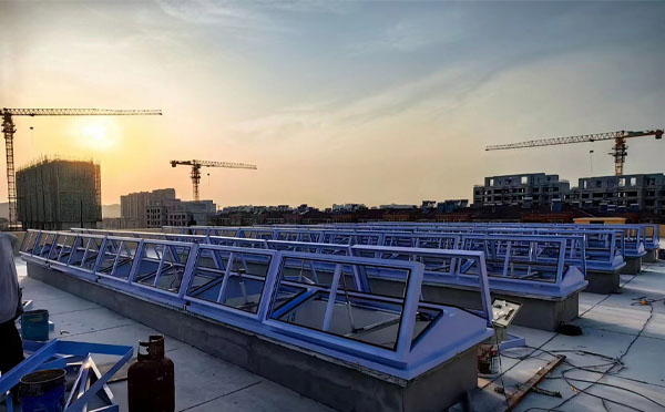 消防延安排烟窗工作原理