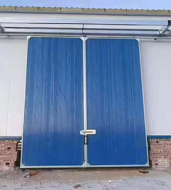 延安工业门在大型仓储物流通道中的应用实例