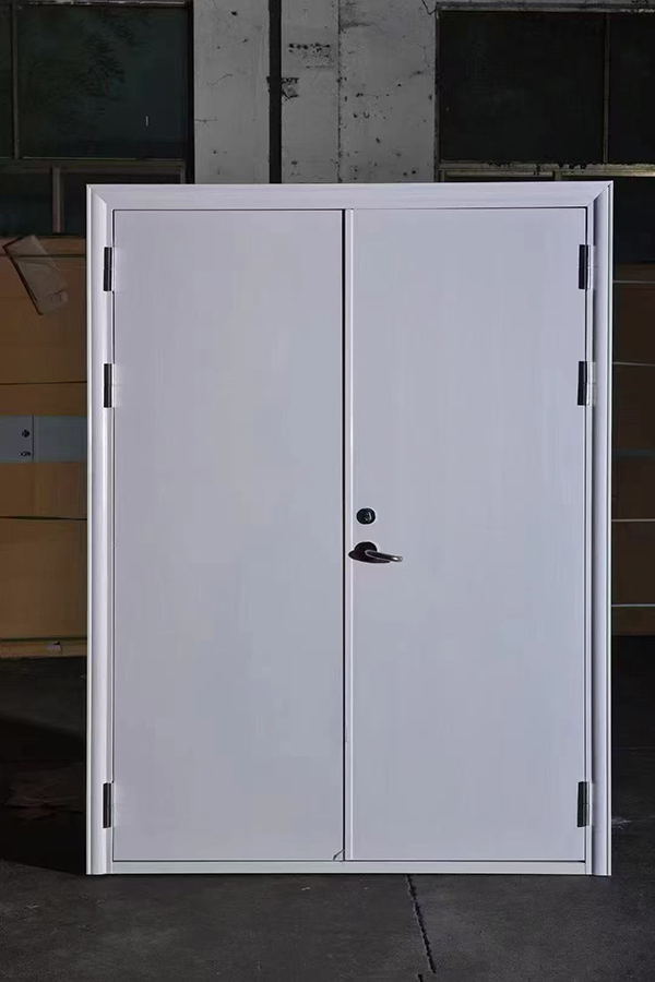 酒店项目完成公共区域延安防火门布设